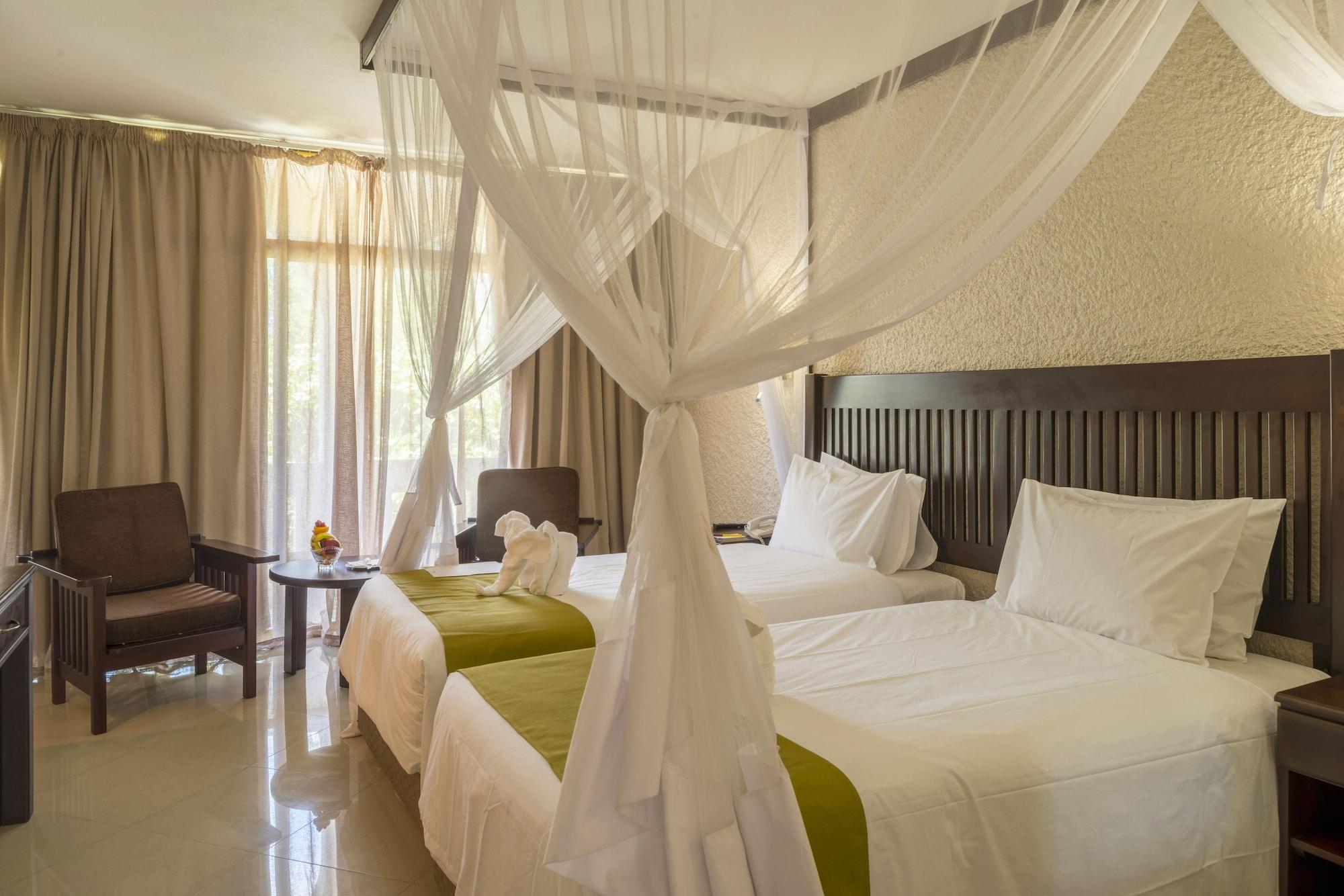 Victoria Falls Rainbow Hotel Экстерьер фото