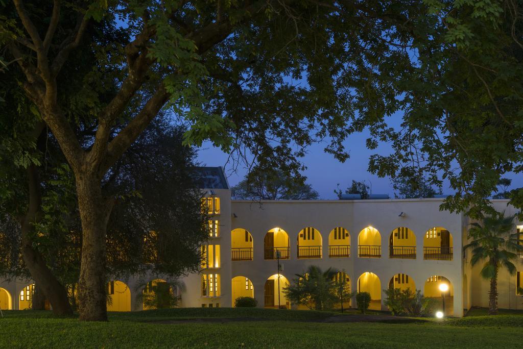 Victoria Falls Rainbow Hotel Экстерьер фото