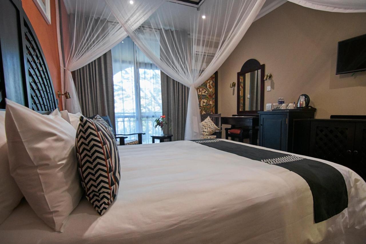 Victoria Falls Rainbow Hotel Экстерьер фото